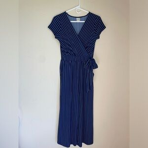 Kaileigh Short-Sleeved Front Tie Romper